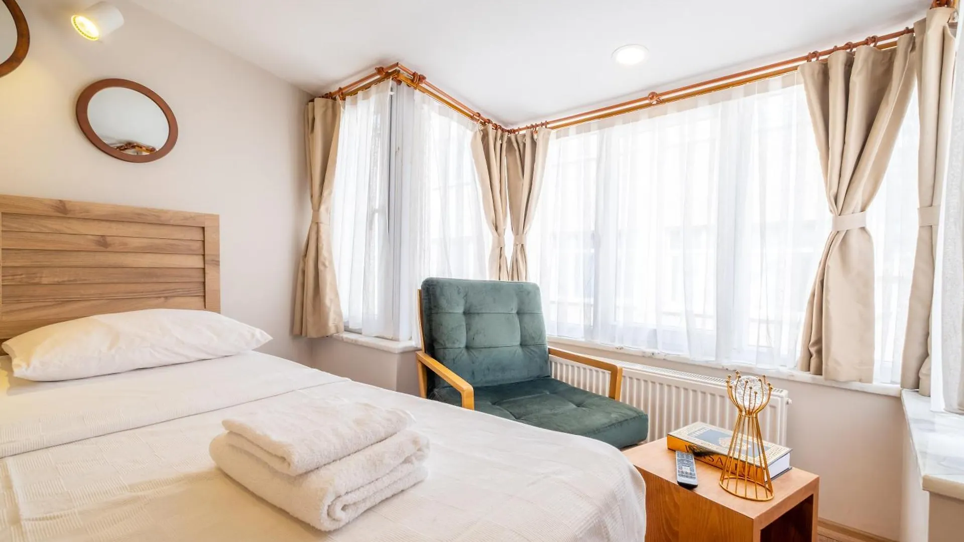 Dream Apartment Near Taksim Istanbul 3*,